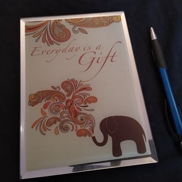 "Every Day is a Gift" plaque - Picture 2 of 2
